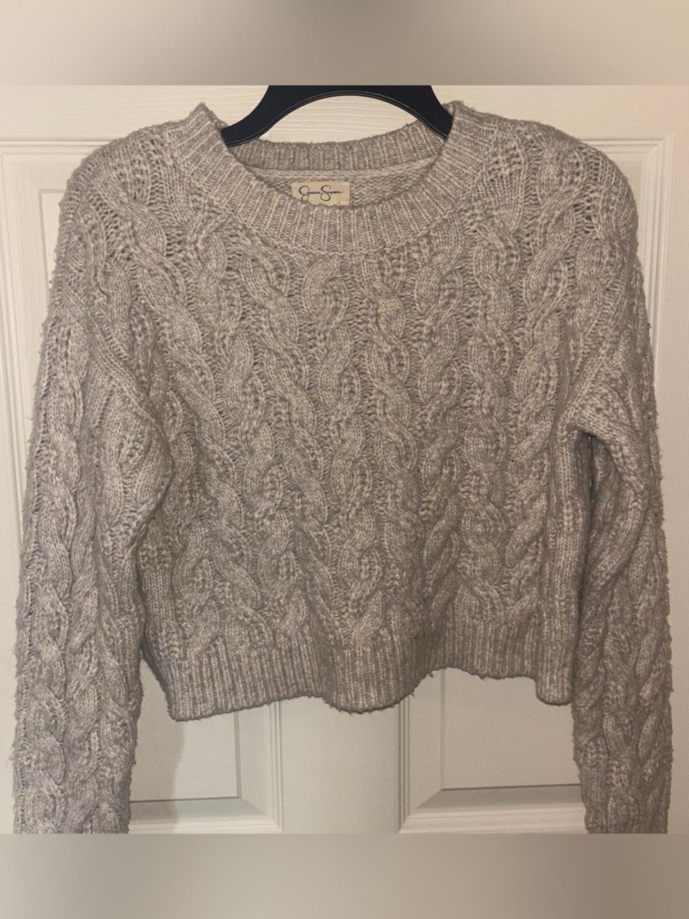 Cozy Cable Knit Crewneck Sweater - Light Gray/Beige